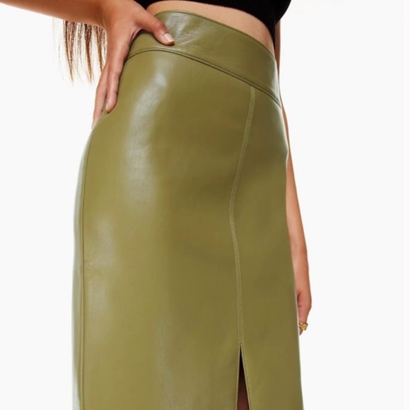 NWOT Aritzia Babaton Pegu Vegan Leather Pencil Skirt with Slit | Olive Green | 2 - Picture 3 of 7